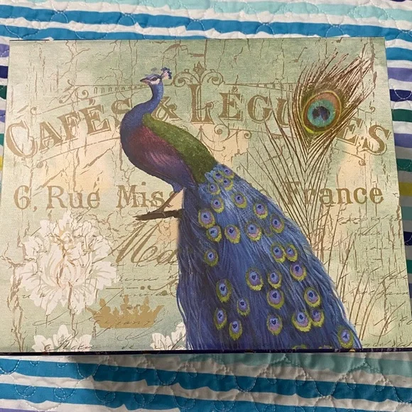 Set of 2 Nesting Peacock Decorative Storage Boxes - Picture 5 of 8